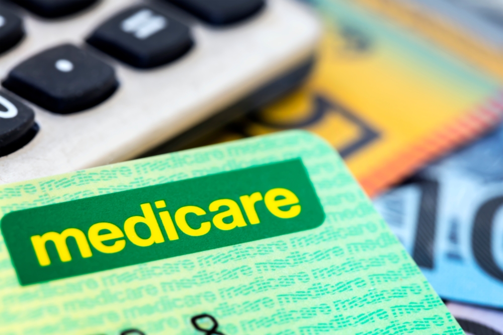 Medicare dental logo, calculator and cash